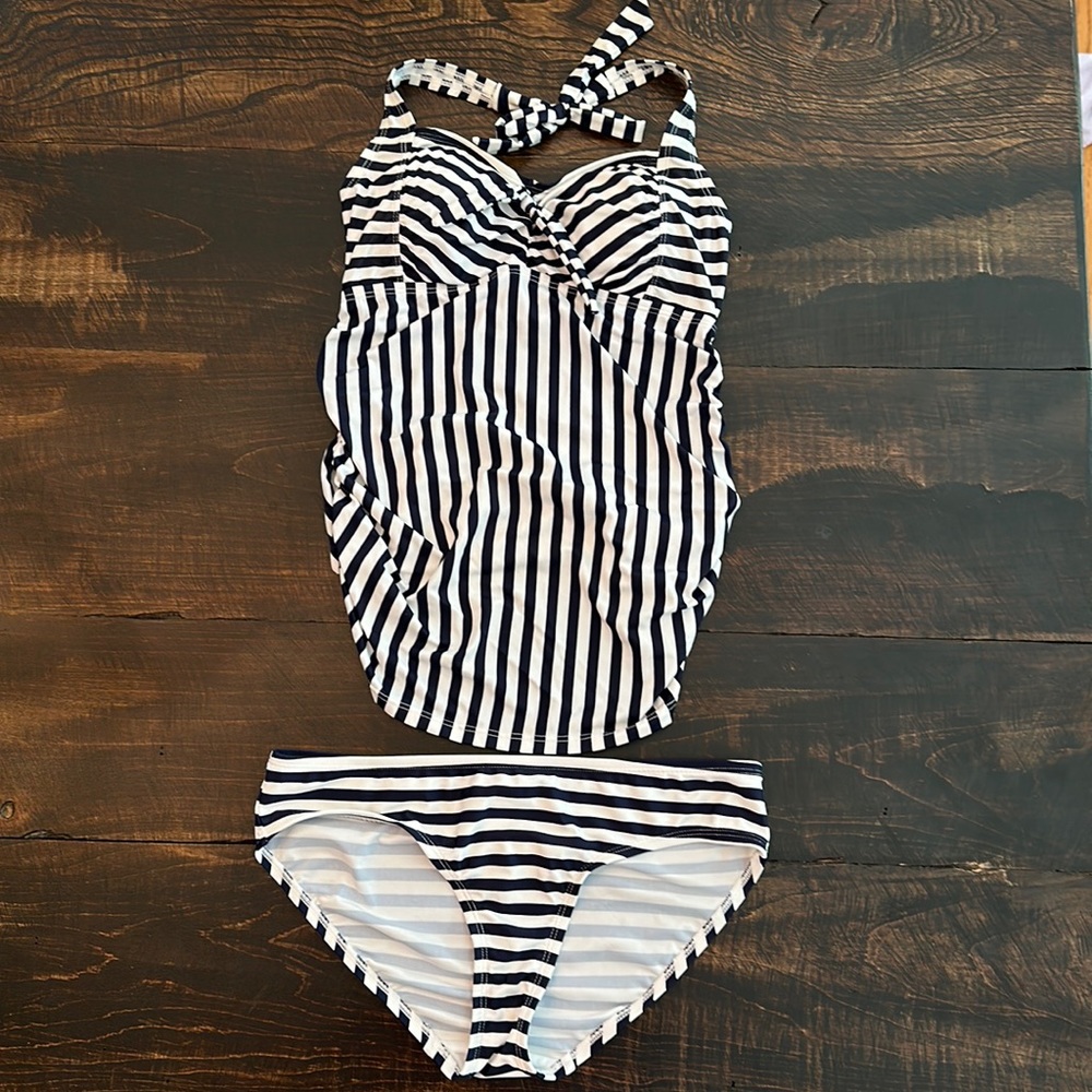 Beach Bump by Motherhood Maternity 2-piece swimsuit